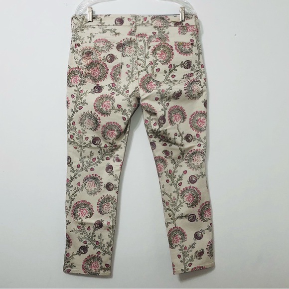 Anthropologie Pilcro Jeans NWOT Floral Zip Embroidered Pocket Size 30 - Picture 3 of 9